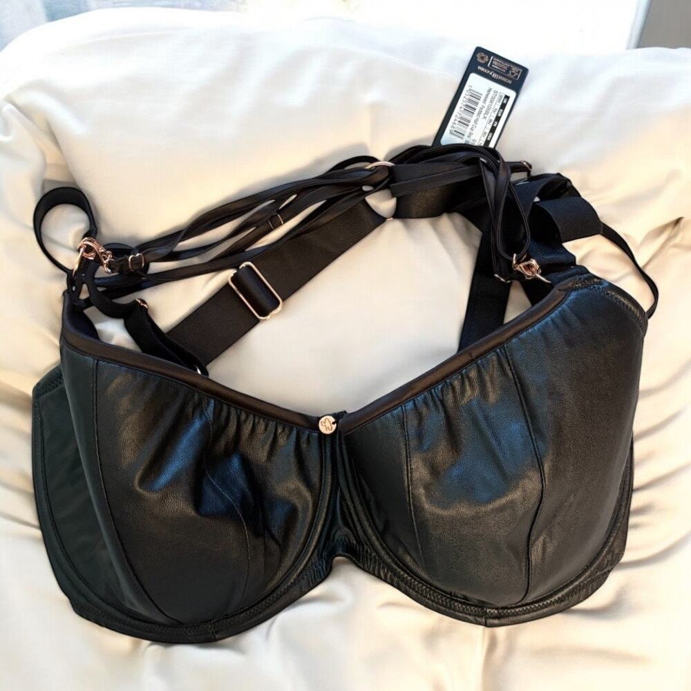 Scantilly logo Harnessed Padded Half Cup Bra Black DD-HH